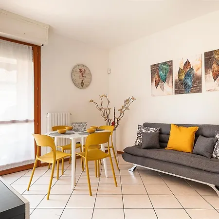 Casty Sweet - Parcheggio Privato Gratuito Lägenhet Milano