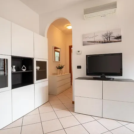 Casty Sweet - Parcheggio Privato Gratuito Appartement Milan